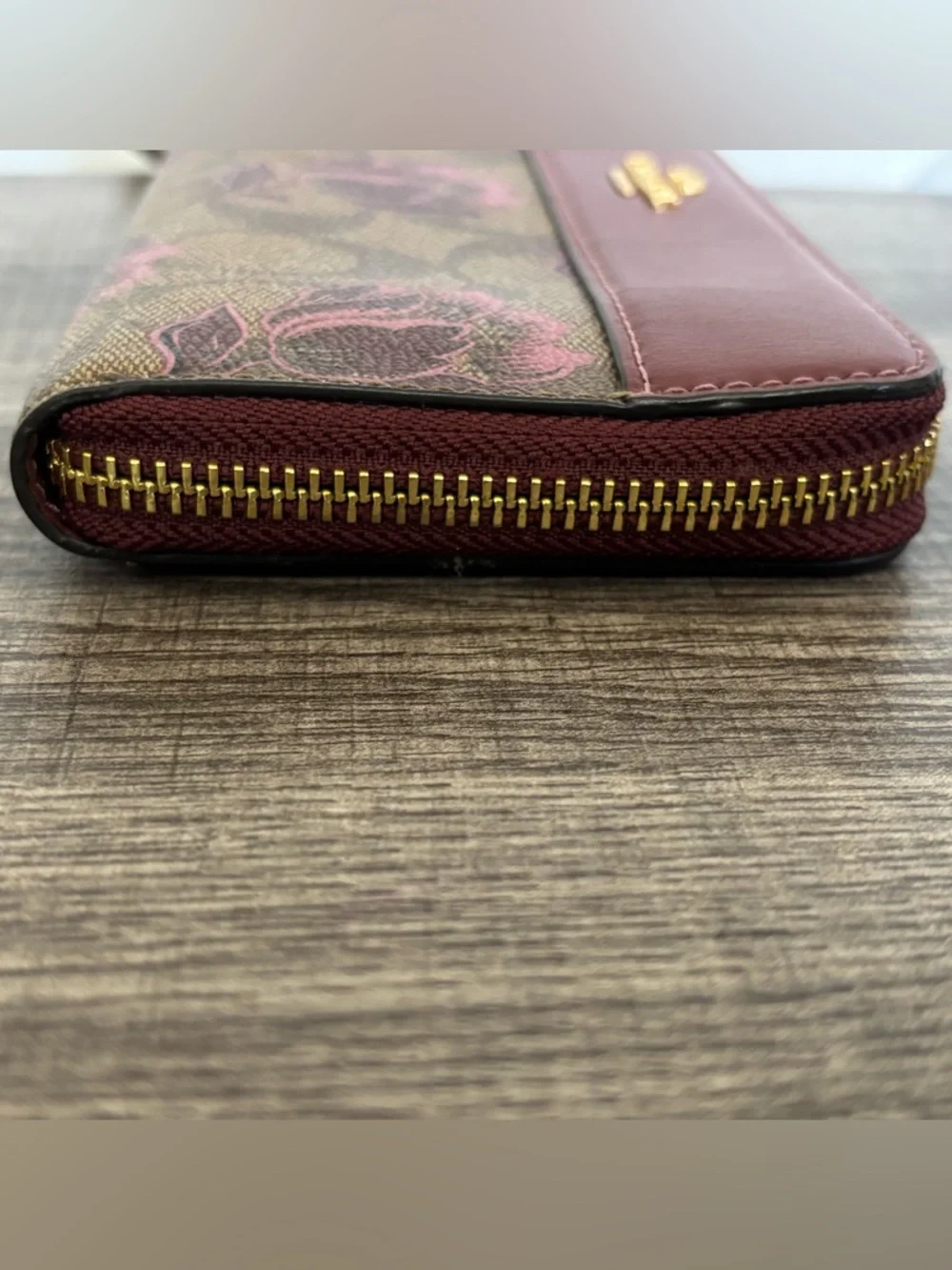 Coach Accordion Zip Wallet in Signature Canvas with Desert Tulip Print - Picture 3 of 14